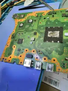 Damaged PS5 HDMI socket before repair